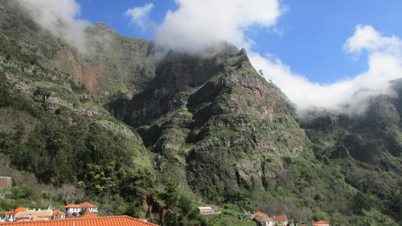 Valley Of Nuns Holiday Apartments Curral Das Freiras Bagian luar foto