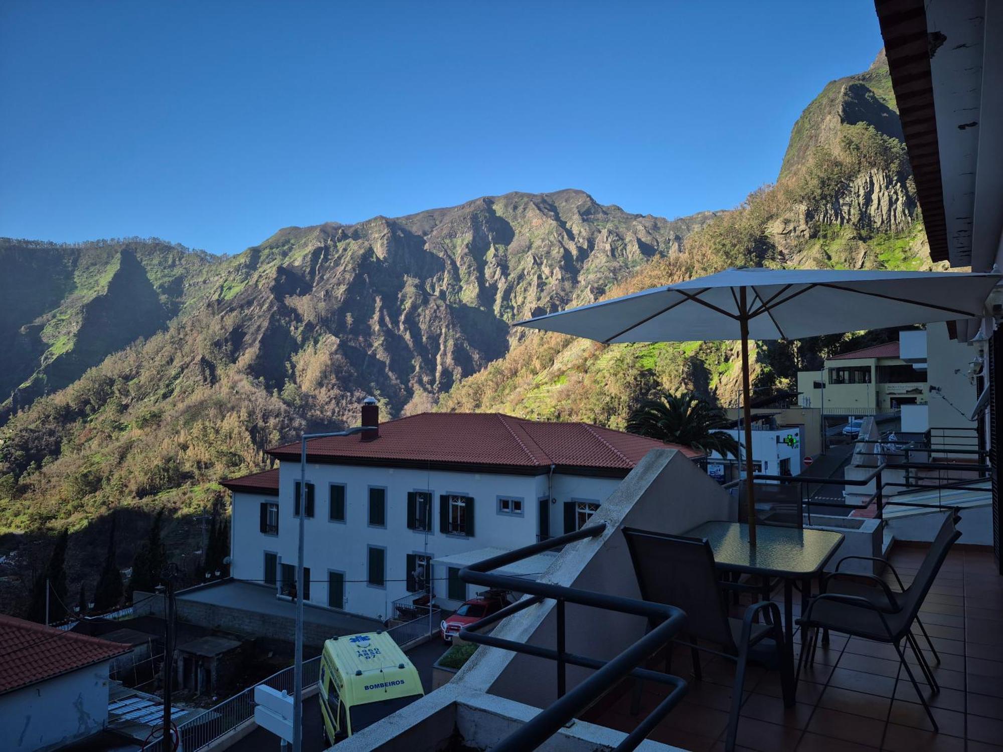 Valley Of Nuns Holiday Apartments Curral Das Freiras Bagian luar foto